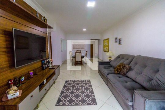 Sala de apartamento para alugar com 3 quartos, 130m² em Cidade Ocian, Praia Grande