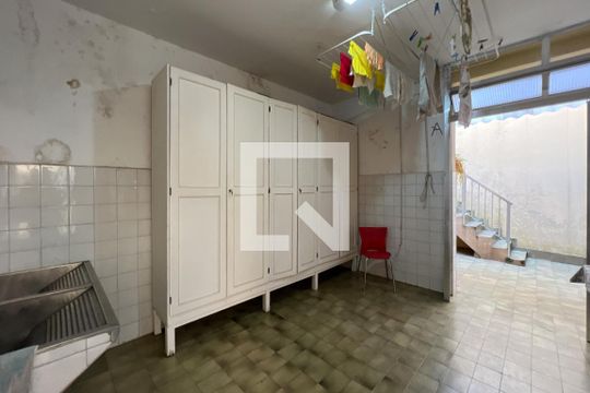 Área de Serviço de casa à venda com 3 quartos, 250m² em Vila Nova Conceição, São Paulo