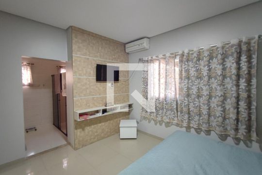 Quarto 2 de casa à venda com 5 quartos, 300m² em Vila Pompéia, Campinas