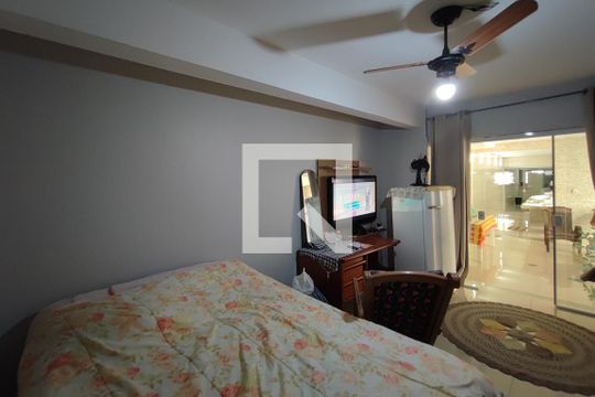 Quarto 1 de casa à venda com 5 quartos, 300m² em Vila Pompéia, Campinas