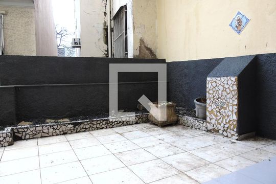 Quintal de apartamento à venda com 2 quartos, 100m² em Laranjeiras, Rio de Janeiro