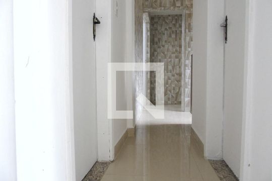 Corredor de apartamento à venda com 2 quartos, 100m² em Laranjeiras, Rio de Janeiro