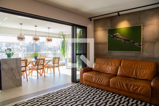 Apartamento à venda com 3 quartos, 121m² em Pinheiros, São Paulo