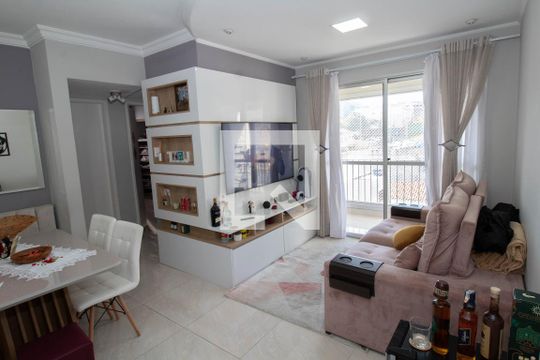 Sala de apartamento à venda com 2 quartos, 60m² em Vila Tolstoi, São Paulo
