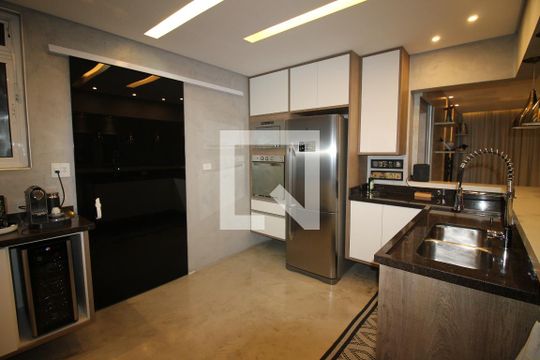 Cozinha de apartamento à venda com 2 quartos, 107m² em Mooca, São Paulo