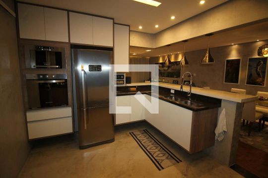 Cozinha de apartamento à venda com 2 quartos, 107m² em Mooca, São Paulo