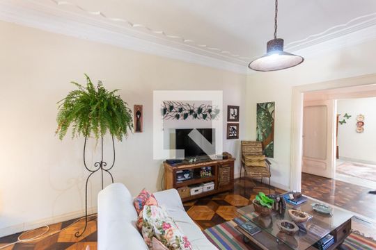 Sala 2 (segundo andar) de casa à venda com 4 quartos, 480m² em Grajau, Rio de Janeiro
