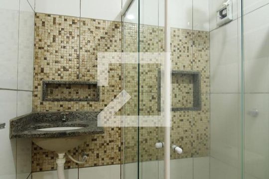 Banheiro de casa para alugar com 1 quarto, 48m² em Barra da Tijuca, Rio de Janeiro