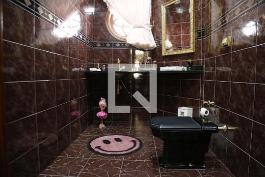 Lavabo de casa à venda com 3 quartos, 350m² em Vila Palmeiras, São Paulo