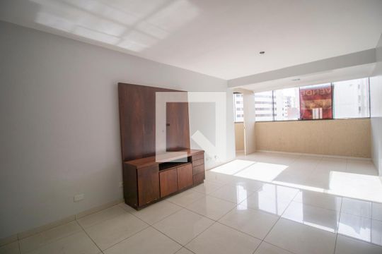 Apartamento para alugar com 3 quartos, 116m² em Setor Oeste, Goiânia