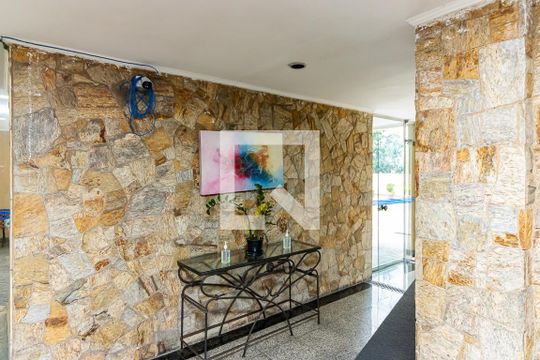 Hall de entrada de apartamento à venda com 2 quartos, 53m² em Tucuruvi, São Paulo