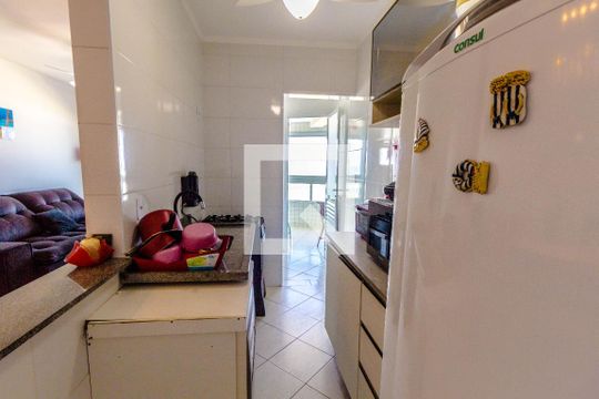 Cozinha de apartamento para alugar com 2 quartos, 108m² em Real, Praia Grande