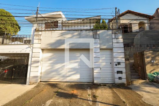 Fachada de casa à venda com 3 quartos, 198m² em Lapa, São Paulo