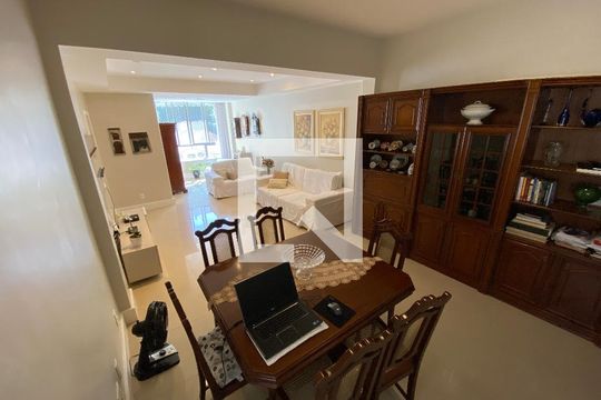 Apartamento à venda com 3 quartos, 140m² em Copacabana, Rio de Janeiro