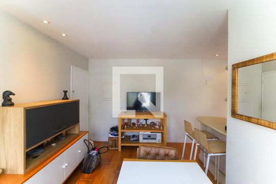 Sala de apartamento à venda com 1 quarto, 85m² em Vila Andrade, São Paulo