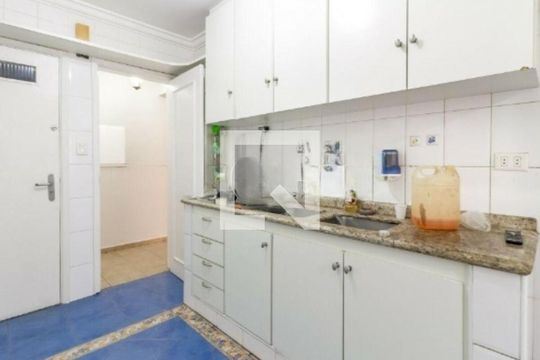 Apartamento à venda com 3 quartos, 130m² em Bela Vista, São Paulo