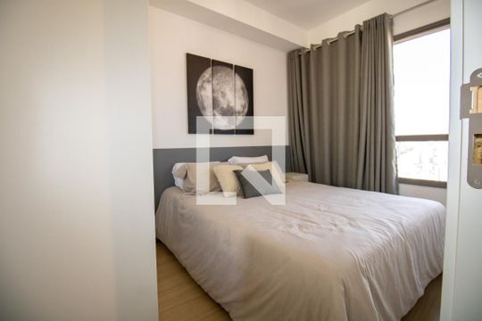 Quarto  de kitnet/studio à venda com 1 quarto, 27m² em Vila Nova Conceição, São Paulo
