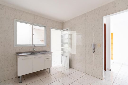 Cozinha de casa de condomínio para alugar com 2 quartos, 75m² em Vila Matilde, São Paulo
