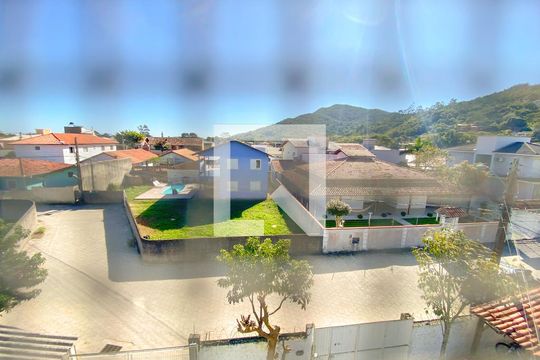 Vista do Quarto de apartamento para alugar com 1 quarto, 38m² em Cachoeira do Bom Jesus Leste, Florianópolis