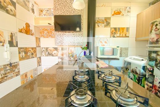Cozinha de apartamento para alugar com 1 quarto, 38m² em Cachoeira do Bom Jesus Leste, Florianópolis