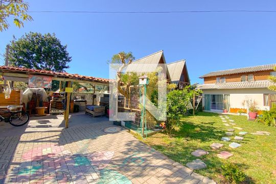 Área comum de apartamento para alugar com 1 quarto, 38m² em Cachoeira do Bom Jesus Leste, Florianópolis
