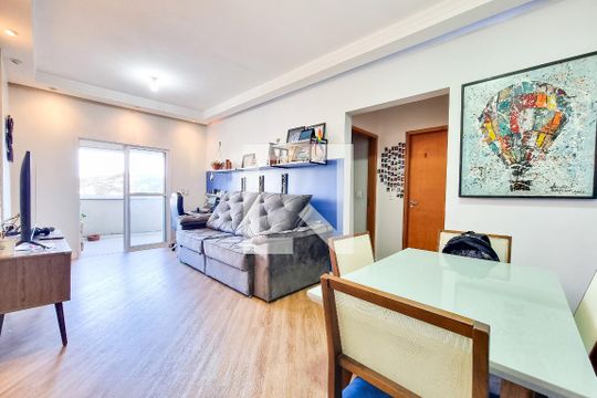Apartamento para alugar com 2 quartos, 67m² em Conjunto Residencial Trinta E Um de Marco, São José dos Campos