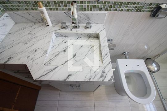 Banheiro Social de casa para alugar com 2 quartos, 110m² em Planalto, São Bernardo do Campo