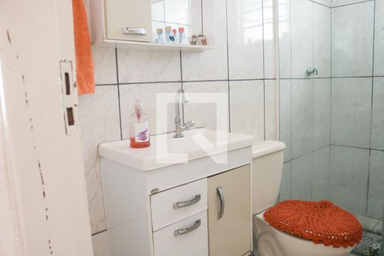 Banheiro Corredor de casa para alugar com 1 quarto, 72m² em Jardim Filhos da Terra, São Paulo