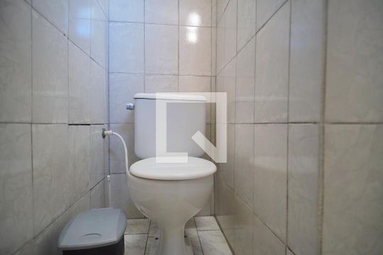 Banheiro 1 de casa à venda com 5 quartos, 259m² em Centro, São Leopoldo