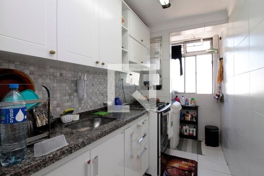 Cozinha de apartamento à venda com 1 quarto, 49m² em Santa Efigênia, São Paulo