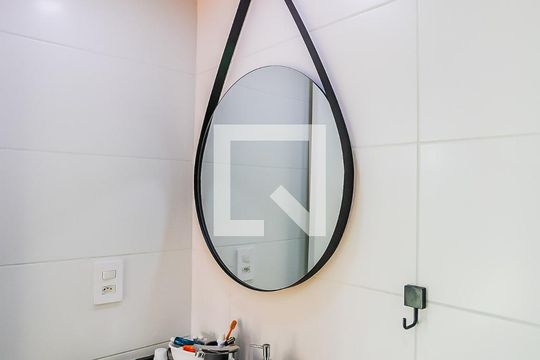 Banheiro de apartamento para alugar com 1 quarto, 38m² em Vila Andrade, São Paulo