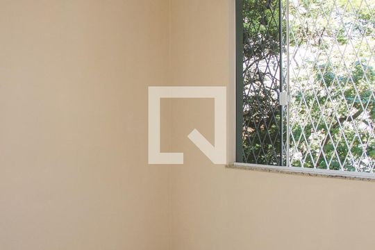 Quarto 01 de casa à venda com 3 quartos, 300m² em Piedade, Rio de Janeiro