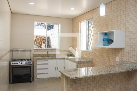 Cozinha de casa à venda com 3 quartos, 300m² em Piedade, Rio de Janeiro