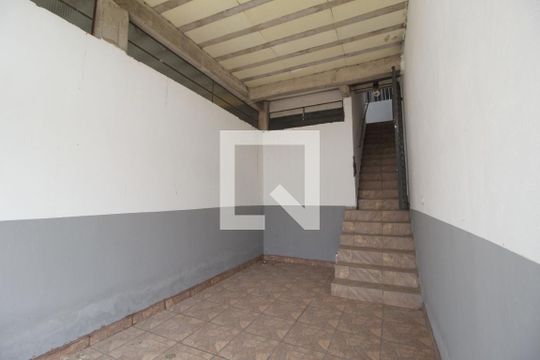 Garagem de kitnet/studio para alugar com 1 quarto, 153m² em Jardim Santa Madre Paulina, Sorocaba