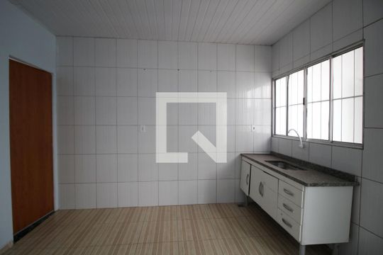 Kitnet/Studio para alugar com 1 quarto, 153m² em Jardim Santa Madre Paulina, Sorocaba