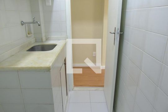 Cozinha de apartamento para alugar com 1 quarto, 39m² em Catete, Rio de Janeiro