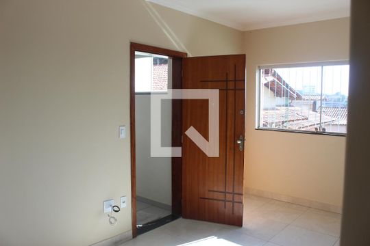 Apartamento à venda com 3 quartos, 120m² em Bandeirantes, Contagem