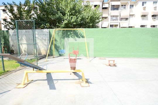 Área comum - Parquinho de apartamento para alugar com 1 quarto, 38m² em Irajá, Rio de Janeiro