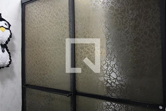 Banheiro Social de apartamento à venda com 2 quartos, 60m² em Taboão, São Bernardo do Campo