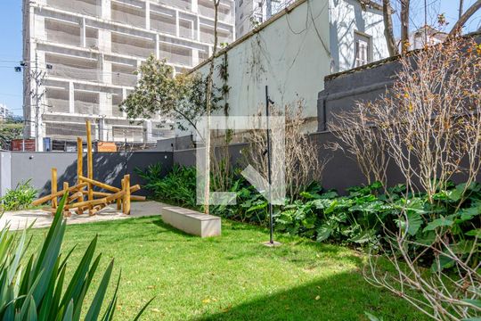 Área comum de kitnet/studio para alugar com 1 quarto, 21m² em Jardim Paulistano, São Paulo