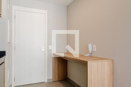 Cozinha de kitnet/studio para alugar com 1 quarto, 21m² em Jardim Paulistano, São Paulo