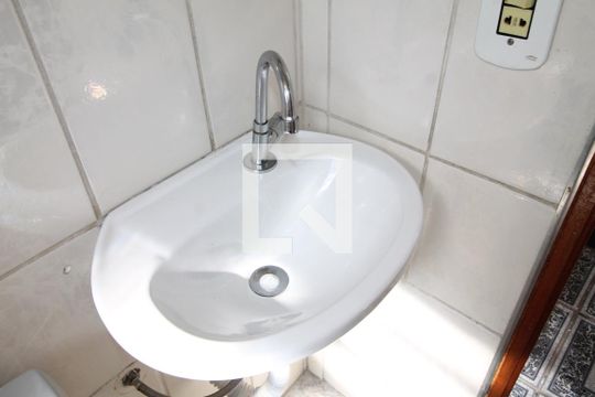 Banheiro de apartamento à venda com 2 quartos, 57m² em Vila Sílvia, São Paulo