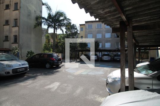 Garagem de apartamento à venda com 2 quartos, 57m² em Vila Sílvia, São Paulo