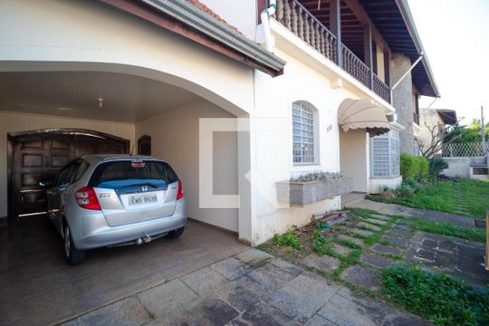 Quintal de casa para alugar com 4 quartos, 660m² em Jardim Paraíso, Campinas
