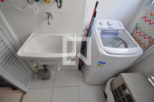 Área de Serviço de apartamento para alugar com 2 quartos, 49m² em Vila Guilherme, São Paulo