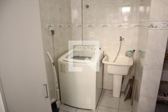 Área de Serviço de apartamento à venda com 3 quartos, 95m² em Braz de Pina, Rio de Janeiro