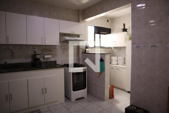 Cozinha de apartamento à venda com 3 quartos, 95m² em Braz de Pina, Rio de Janeiro
