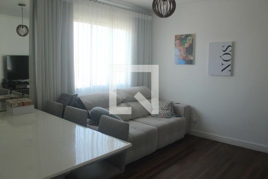 Apartamento à venda com 2 quartos, 70m² em Jardim Cidália, São Paulo