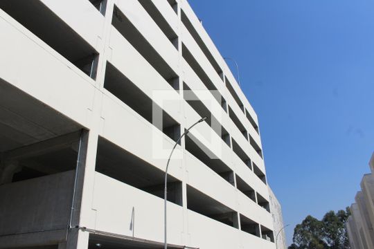 Fachada da Garagem de apartamento à venda com 2 quartos, 39m² em Jardim City, Guarulhos