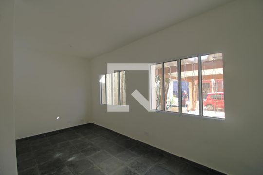 Casa para alugar com 4 quartos, 173m² em Cidade Dutra, São Paulo